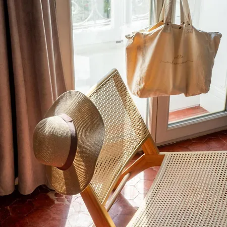Bed & Breakfast L'heure Bleue La Regence *