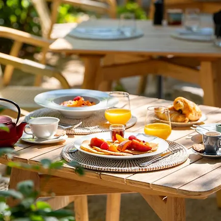 Bed & Breakfast L'heure Bleue La Regence Villeneuve-les-Avignon